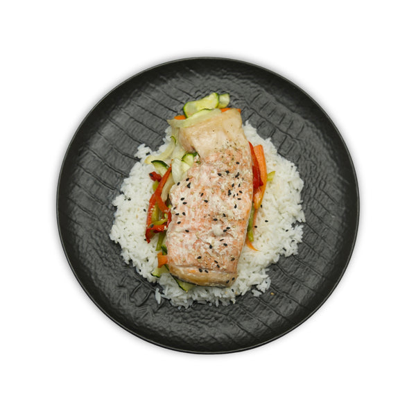 Salmón en papillote con verduras y arroz basmati